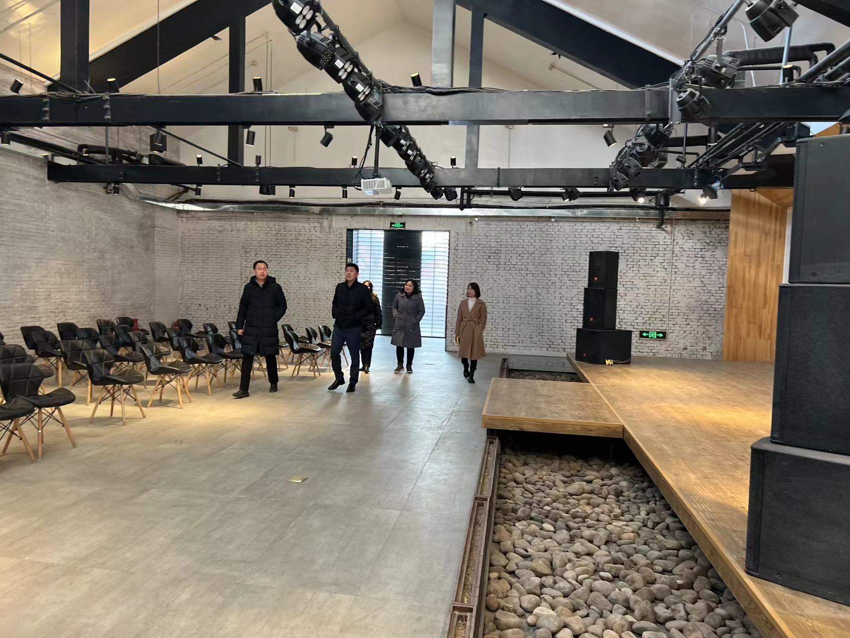 1656089112780684.jpg 1656089112780684.jpg