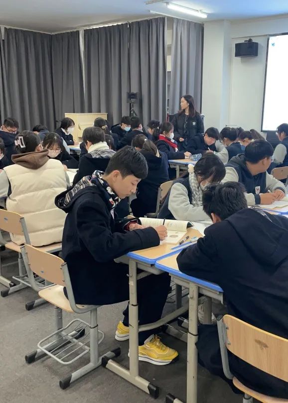 1671138958821401.jpg 1671138958821401.jpg